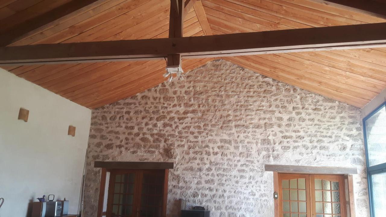 فيلا Maison En Pierre Dettey المظهر الخارجي الصورة