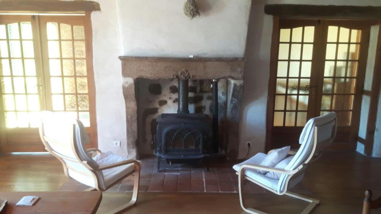 فيلا Maison En Pierre Dettey المظهر الخارجي الصورة
